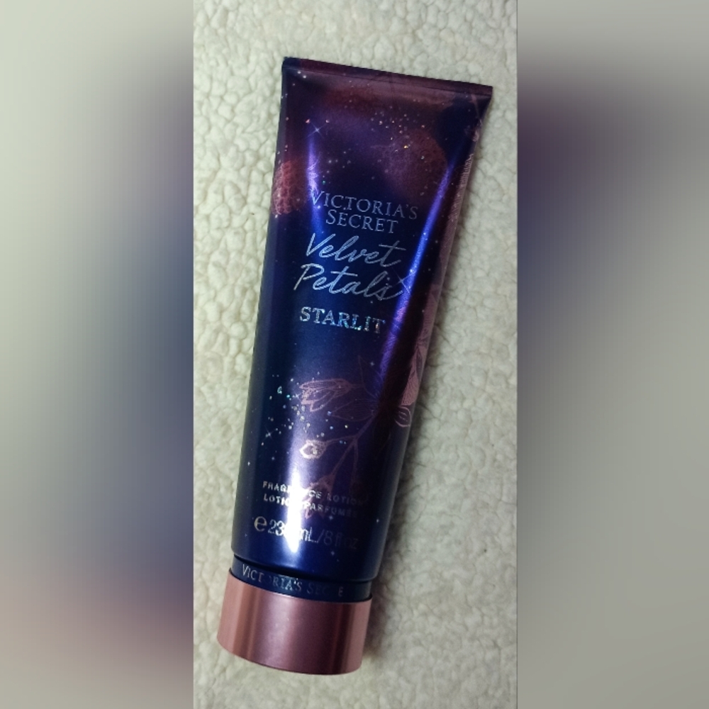Victoria's Secret Velvet Petals Starlit Lotion - Purple and Silver